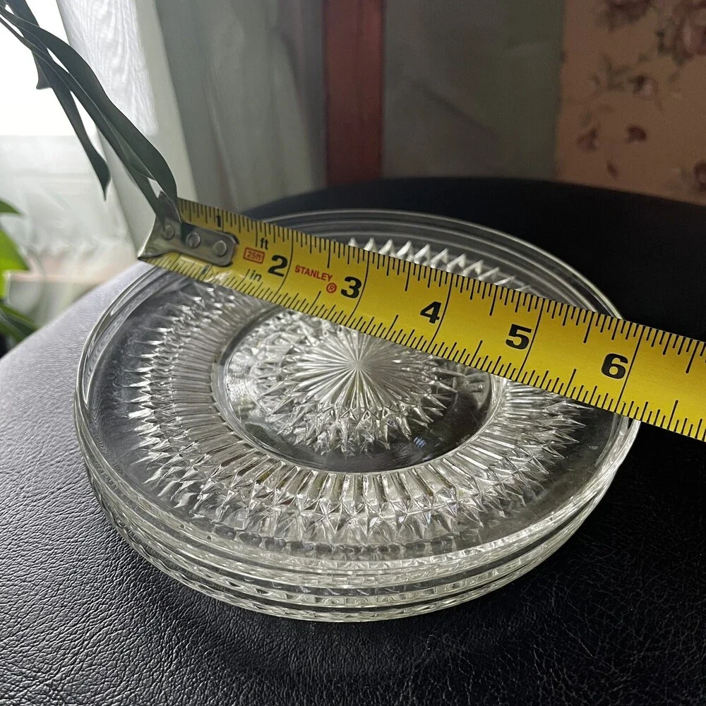 VTG 40s Jeannette Depression Glass Crystal 6.25” Bread & Butter Plates